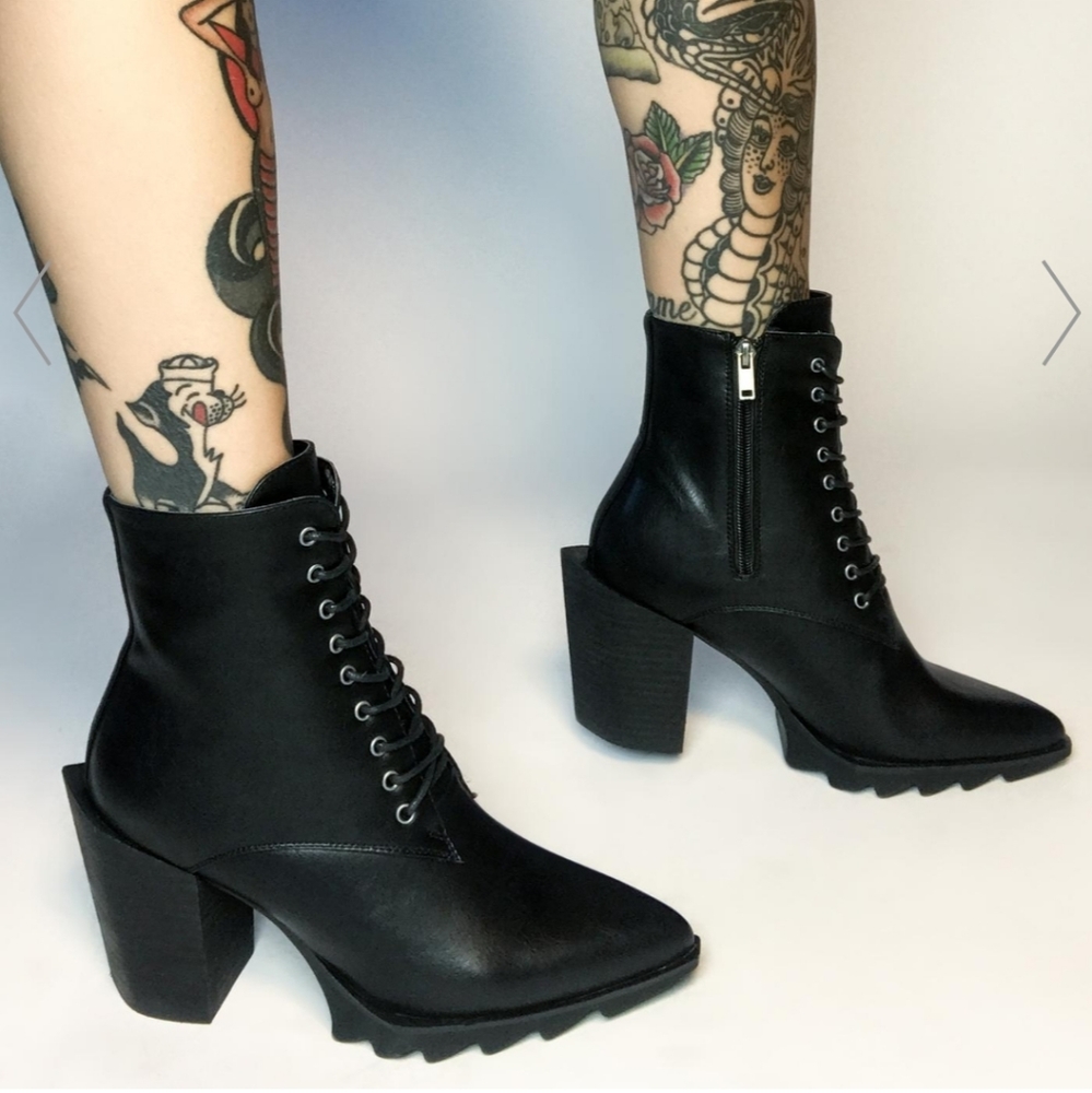 Lamoda Lace Up Boots
